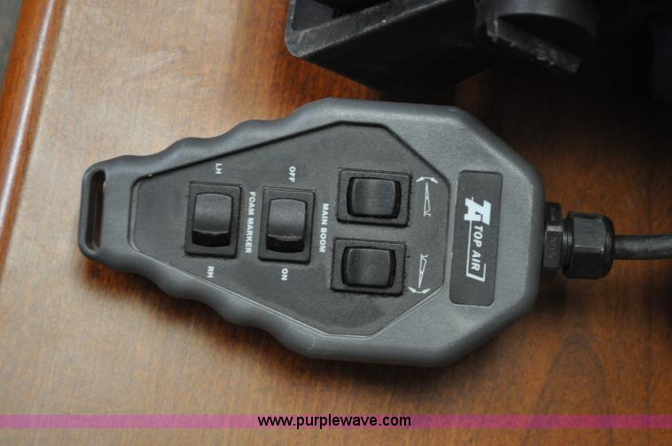 image for item C3205 2006 Top Air TA1200 sprayer