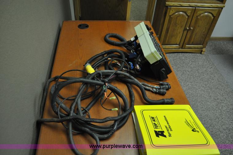 image for item C3205 2006 Top Air TA1200 sprayer