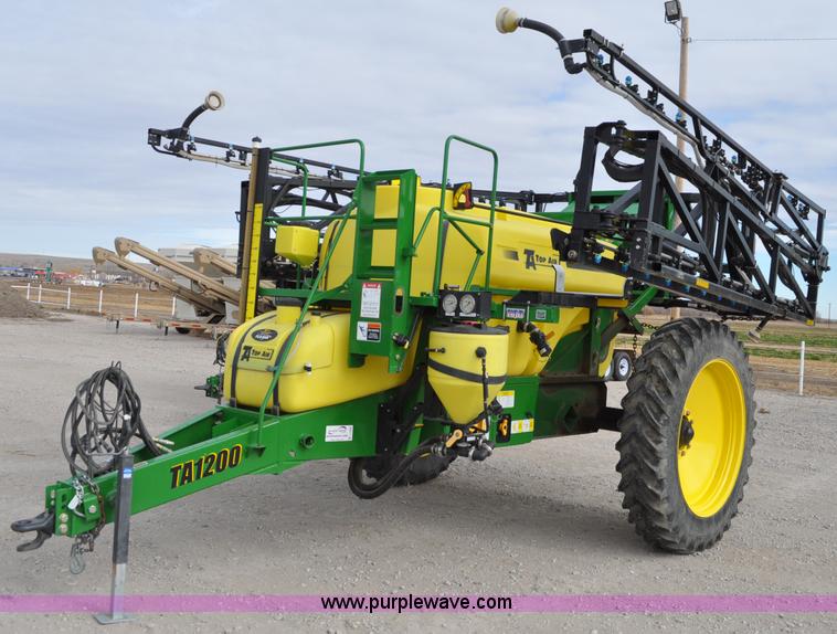 image for item C3206 2009 Top Air TA1200 sprayer