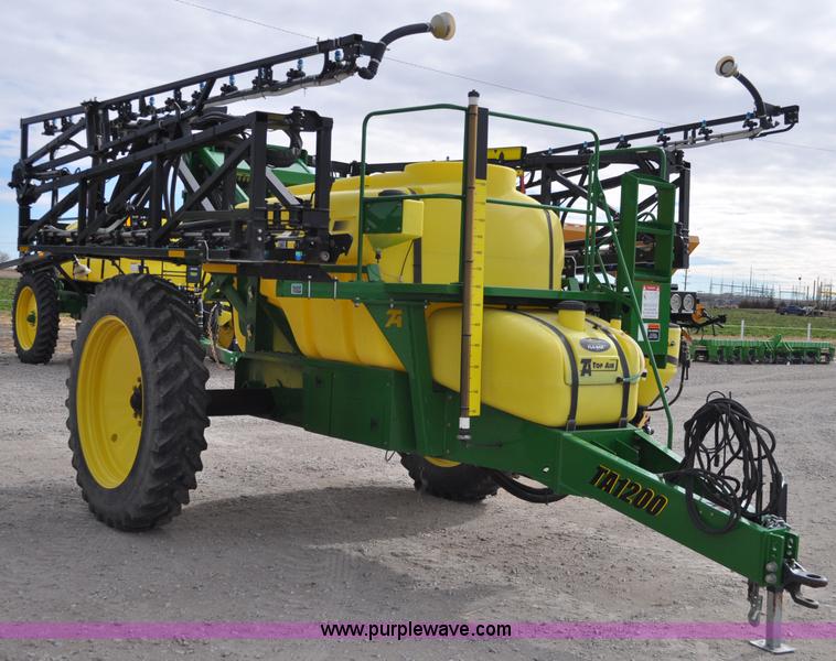 image for item C3206 2009 Top Air TA1200 sprayer