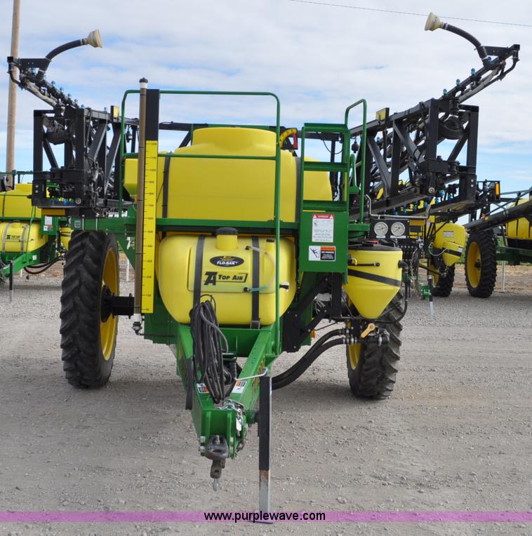 image for item C3206 2009 Top Air TA1200 sprayer