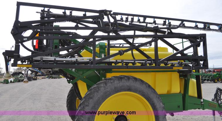 image for item C3206 2009 Top Air TA1200 sprayer