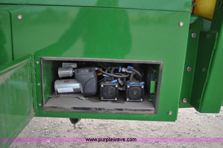 image for item C3206 2009 Top Air TA1200 sprayer