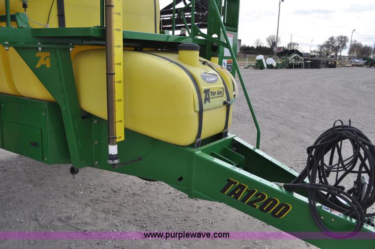 image for item C3206 2009 Top Air TA1200 sprayer