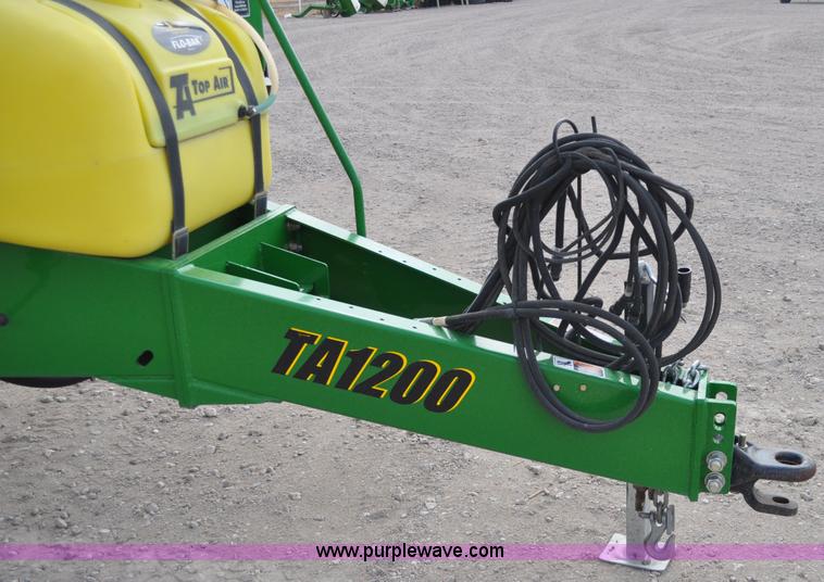 image for item C3206 2009 Top Air TA1200 sprayer