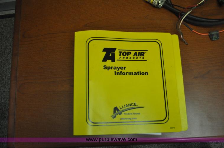 image for item C3206 2009 Top Air TA1200 sprayer