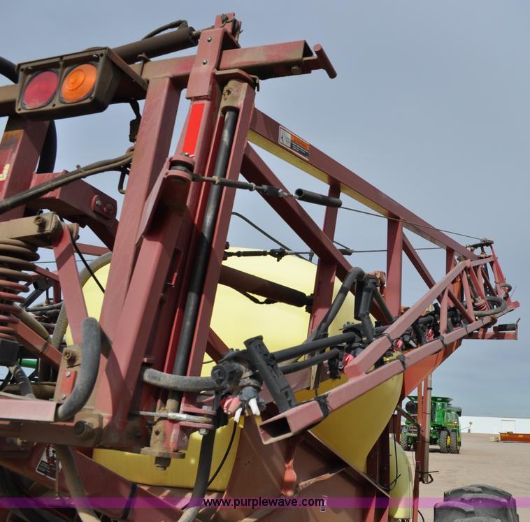 image for item C3207 2003 Hardi 1100 Navigator sprayer
