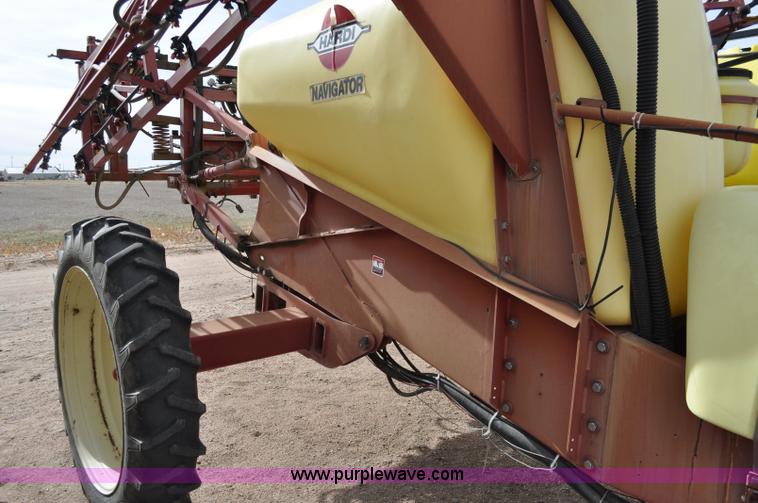 image for item C3207 2003 Hardi 1100 Navigator sprayer