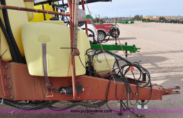 image for item C3207 2003 Hardi 1100 Navigator sprayer