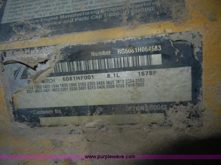 image for item D4669 1999 Ag-Chem TerraGator 8104 floater