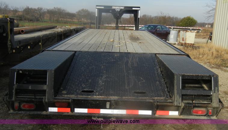 image for item D4740 2006 Liberty Travalong tandem axle gooseneck trailer