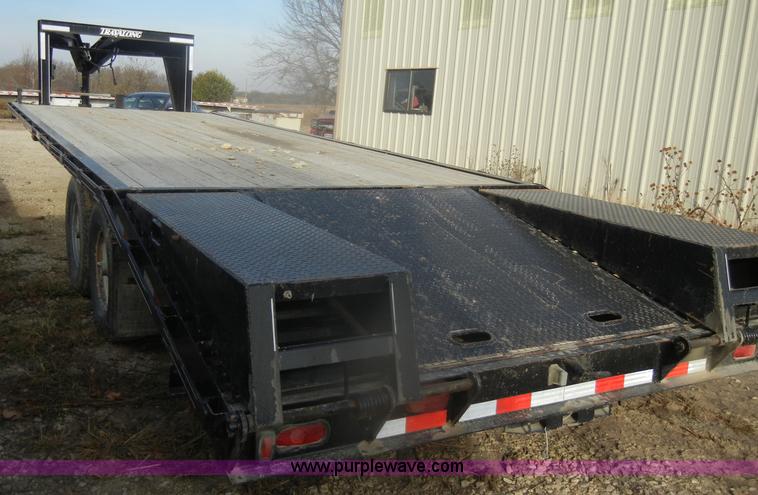 image for item D4740 2006 Liberty Travalong tandem axle gooseneck trailer