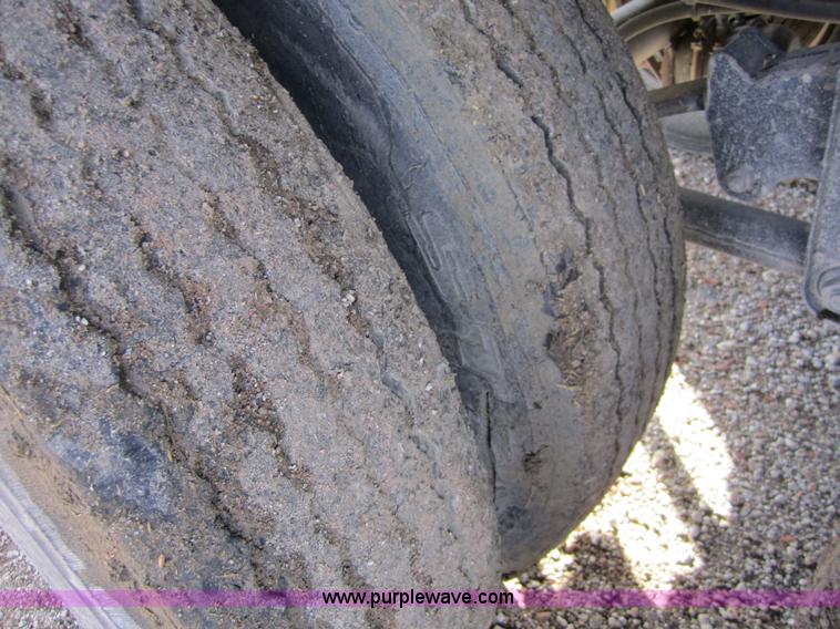 image for item D5730 1995 Merritt 43' hopper bottom trailer