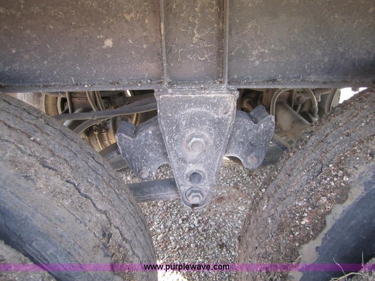 image for item D5730 1995 Merritt 43' hopper bottom trailer