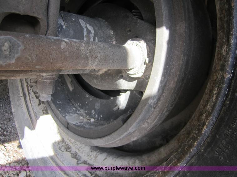 image for item D5730 1995 Merritt 43' hopper bottom trailer