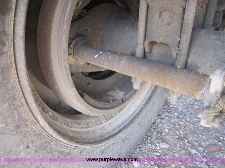 image for item D5730 1995 Merritt 43' hopper bottom trailer