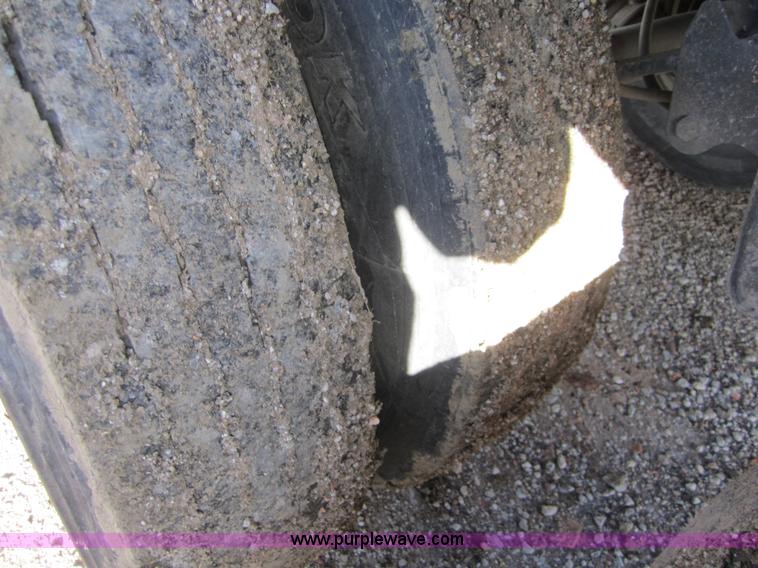 image for item D5730 1995 Merritt 43' hopper bottom trailer