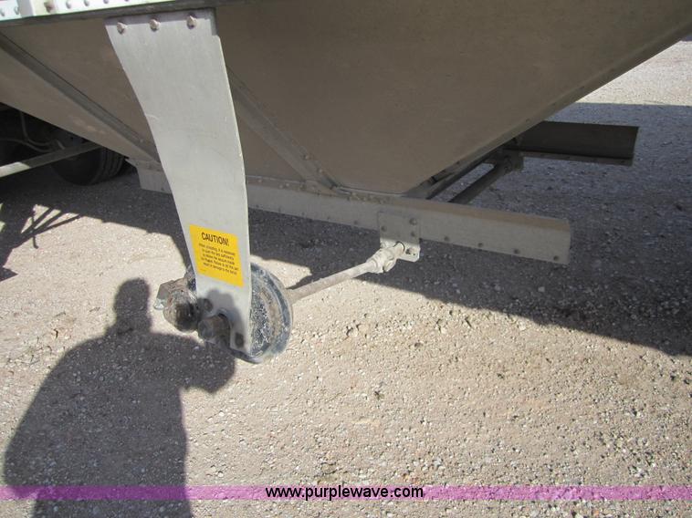 image for item D5730 1995 Merritt 43' hopper bottom trailer