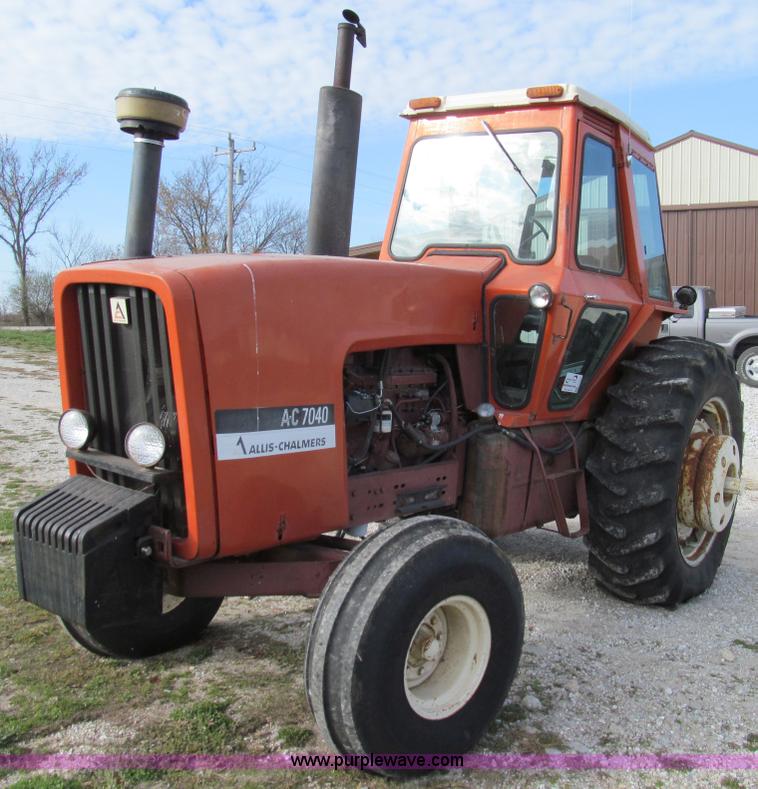 image for item E3542 Allis Chalmers AC7040 tractor