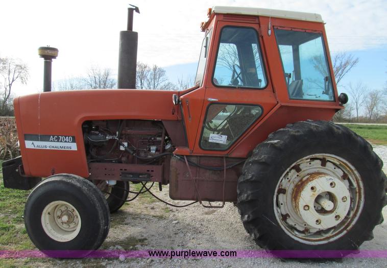 image for item E3542 Allis Chalmers AC7040 tractor
