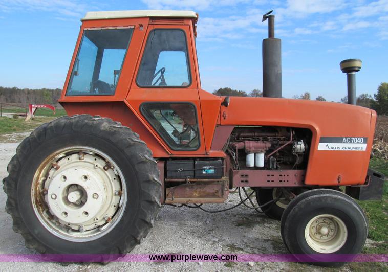 image for item E3542 Allis Chalmers AC7040 tractor