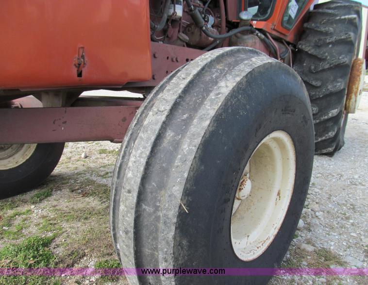 image for item E3542 Allis Chalmers AC7040 tractor