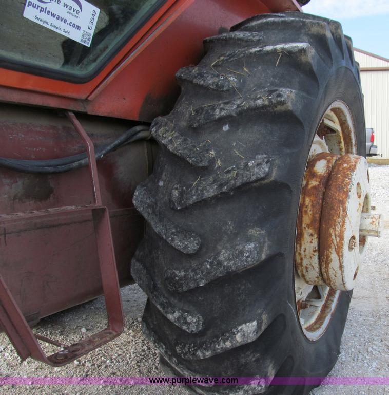 image for item E3542 Allis Chalmers AC7040 tractor