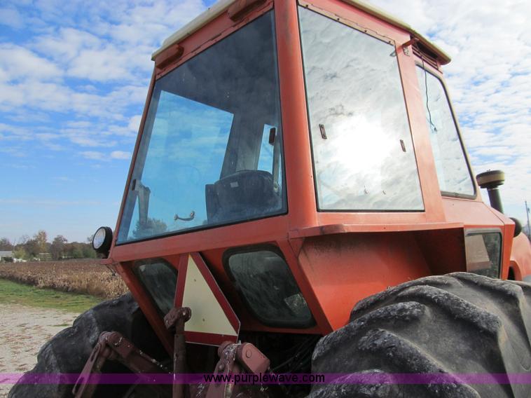 image for item E3542 Allis Chalmers AC7040 tractor