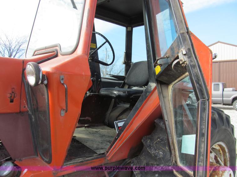 image for item E3542 Allis Chalmers AC7040 tractor