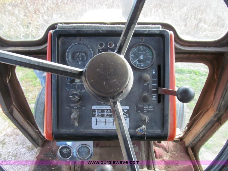 image for item E3542 Allis Chalmers AC7040 tractor