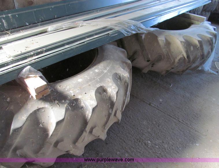 image for item E3542 Allis Chalmers AC7040 tractor