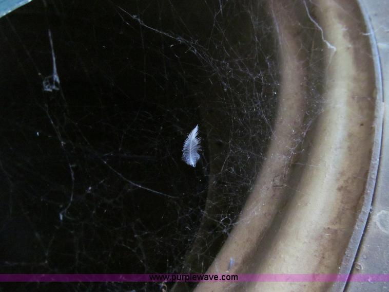 image for item E3542 Allis Chalmers AC7040 tractor