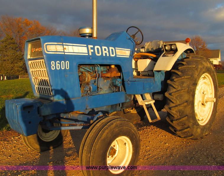 image for item E3553 Ford 8600 tractor