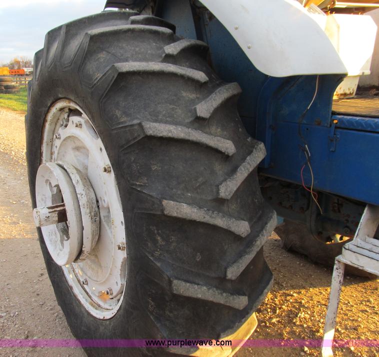 image for item E3553 Ford 8600 tractor