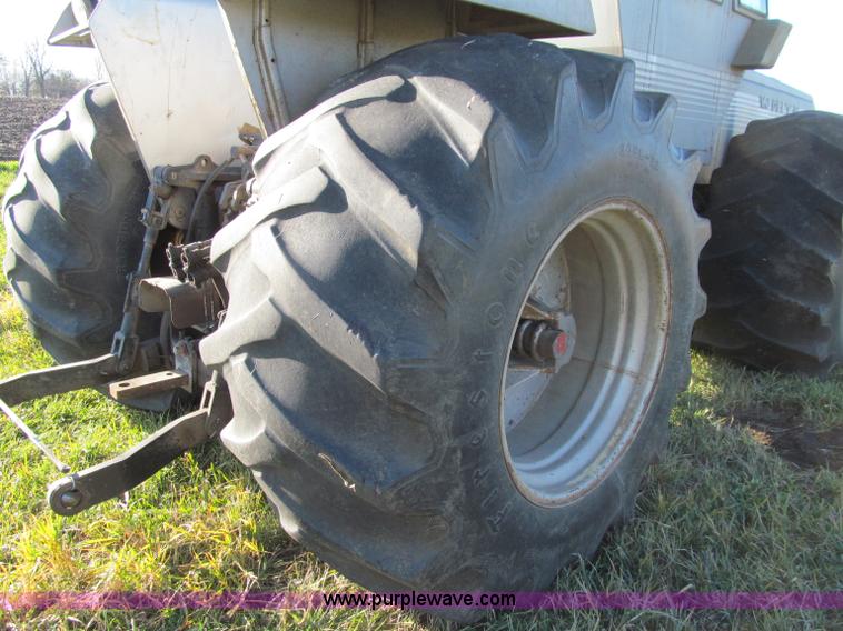 image for item E4504 1980 AGCO White 4-175 Field Boss 4WD tractor