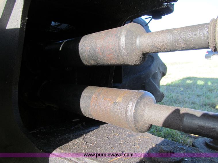 image for item E4504 1980 AGCO White 4-175 Field Boss 4WD tractor