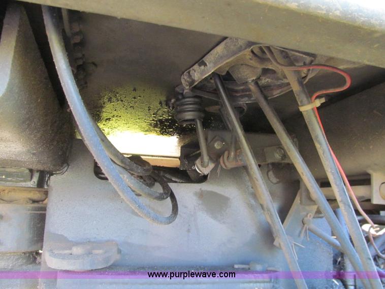 image for item E4504 1980 AGCO White 4-175 Field Boss 4WD tractor