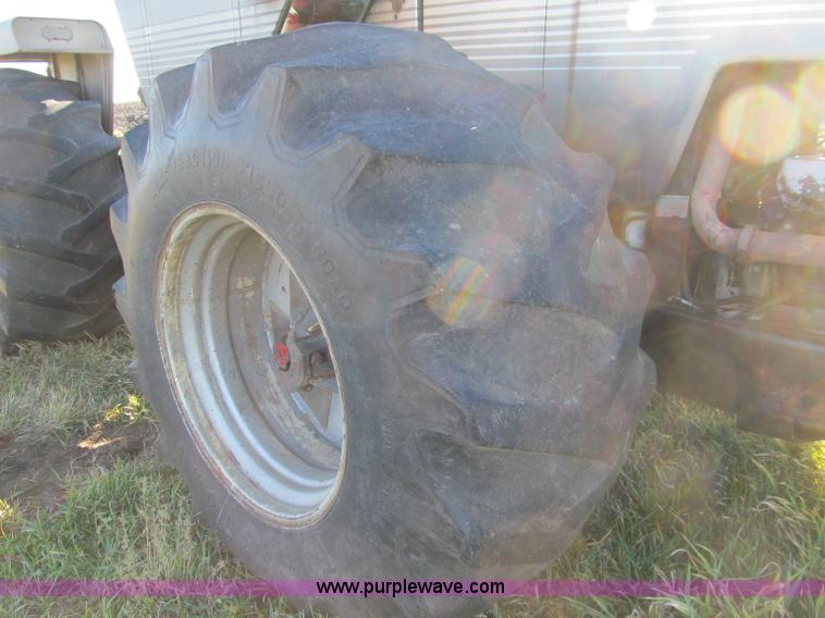 image for item E4504 1980 AGCO White 4-175 Field Boss 4WD tractor