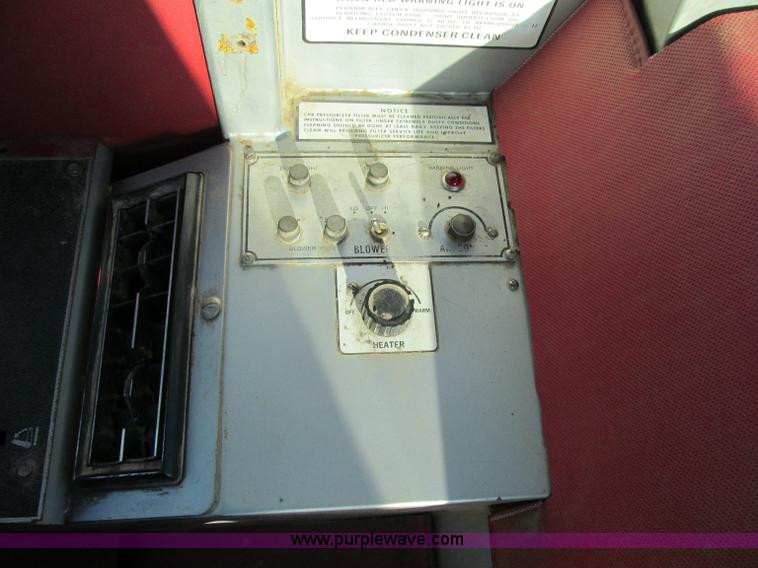 image for item E4504 1980 AGCO White 4-175 Field Boss 4WD tractor