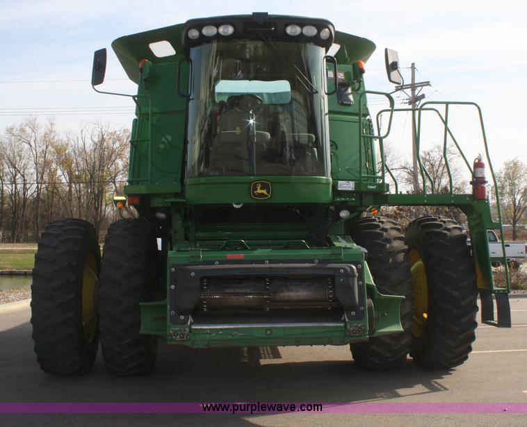 image for item E5002 2010 John Deere 9770 STS RWA combine