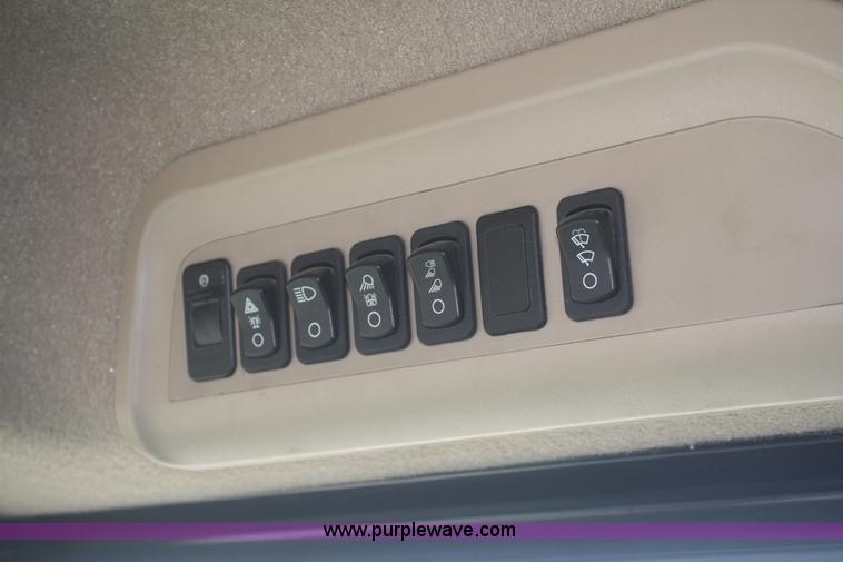 image for item E5002 2010 John Deere 9770 STS RWA combine