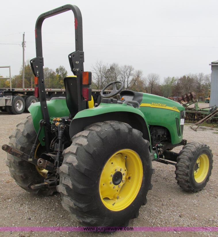 image for item E5654 2005 John Deere 4720 MFWD tractor