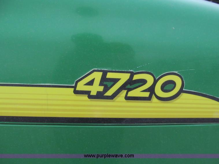 image for item E5654 2005 John Deere 4720 MFWD tractor