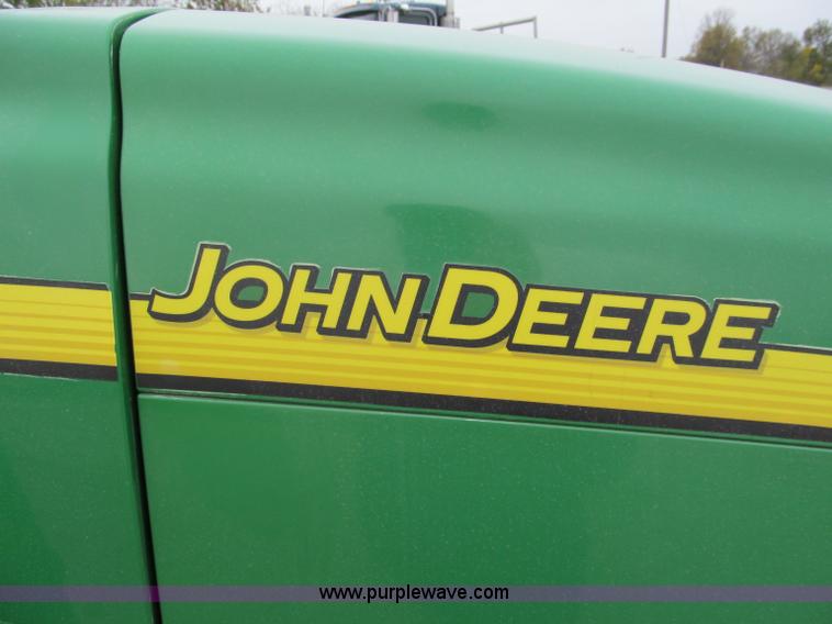 image for item E5654 2005 John Deere 4720 MFWD tractor