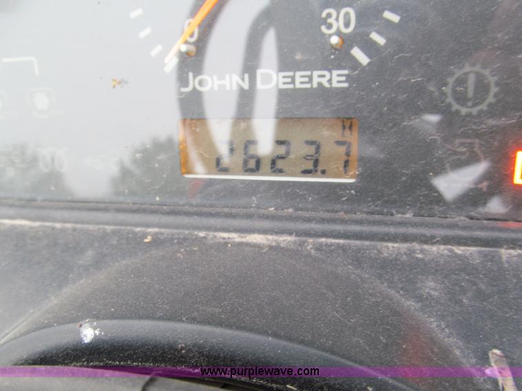 image for item E5654 2005 John Deere 4720 MFWD tractor