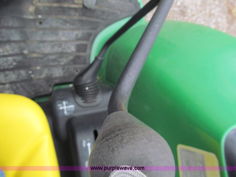 image for item E5654 2005 John Deere 4720 MFWD tractor