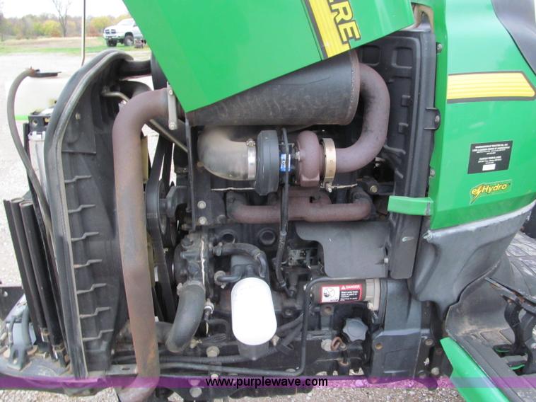 image for item E5654 2005 John Deere 4720 MFWD tractor