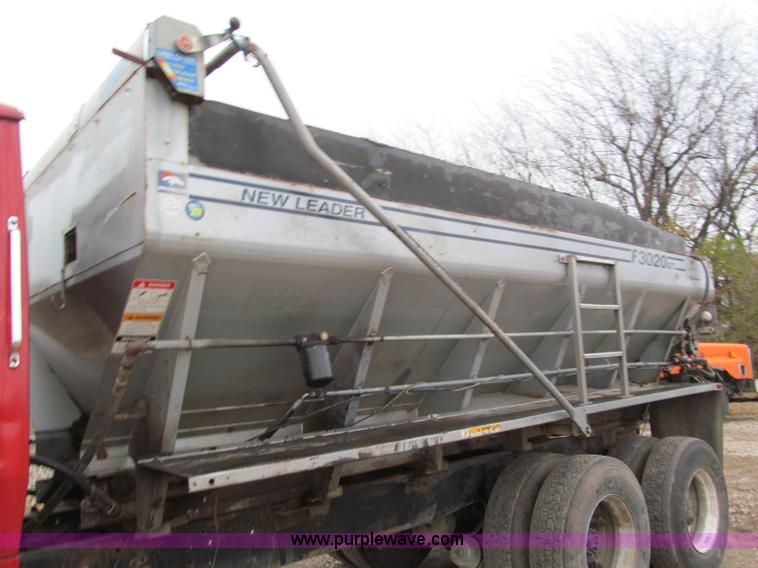 image for item E5695 1979 Ford 8000 conveyor body truck