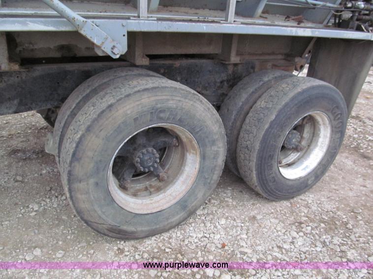 image for item E5695 1979 Ford 8000 conveyor body truck