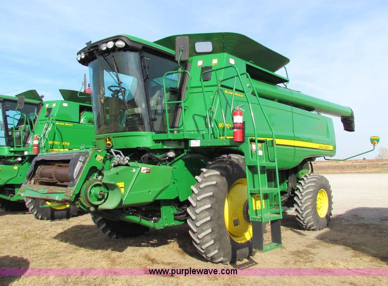image for item E8166 2009 John Deere 9770 STS RWA combine